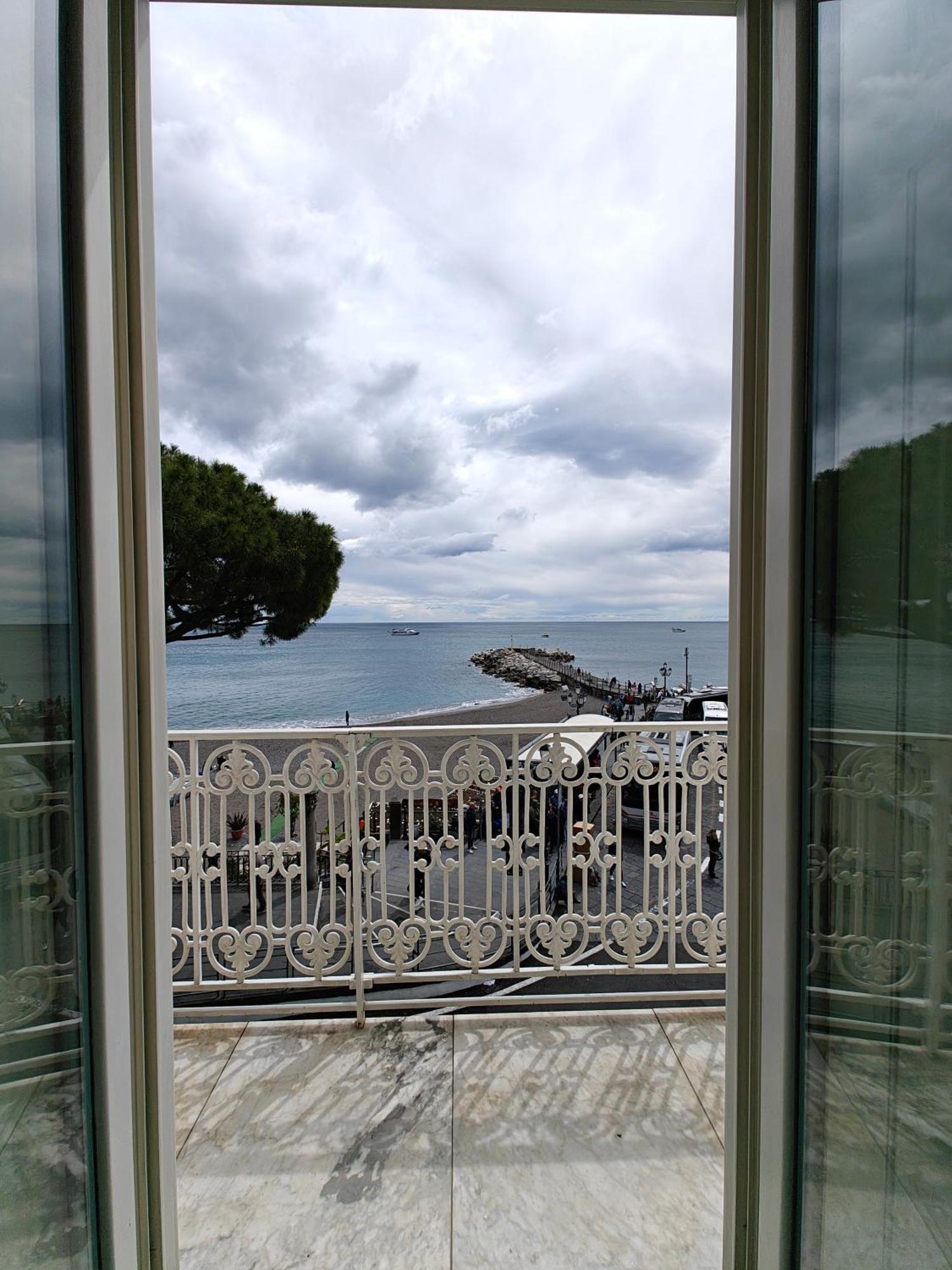 Hotel Residence Amalfi Bagian luar foto